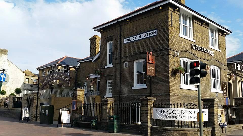锡廷伯恩 The Golden Hope Wetherspoon酒店 外观 照片